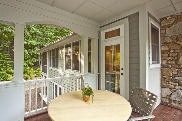 Cost of Covered Porch Installation in Nampa