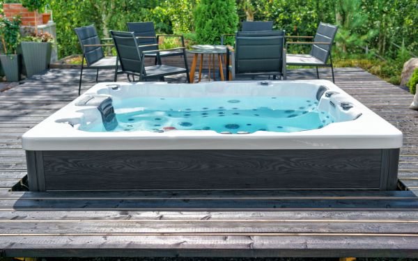 Cost of Spa Deck Remodeling in Nampa